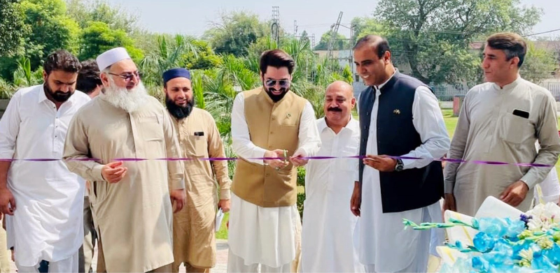 Special Assistant to Chief Minister for Science and Information Technology Dr. Shafqat Ayaz ,Inaugurated the ICS Products Expo at  the Business Incubation Center, University of Peshawar.